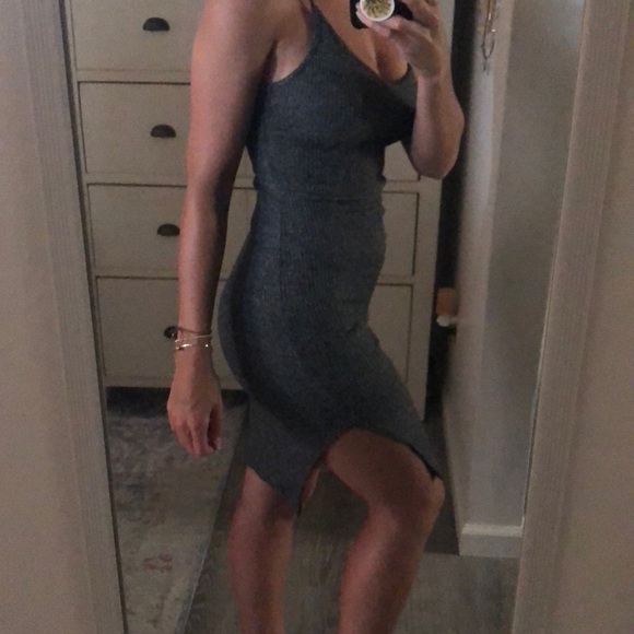 Dress - Picture 2 of 4